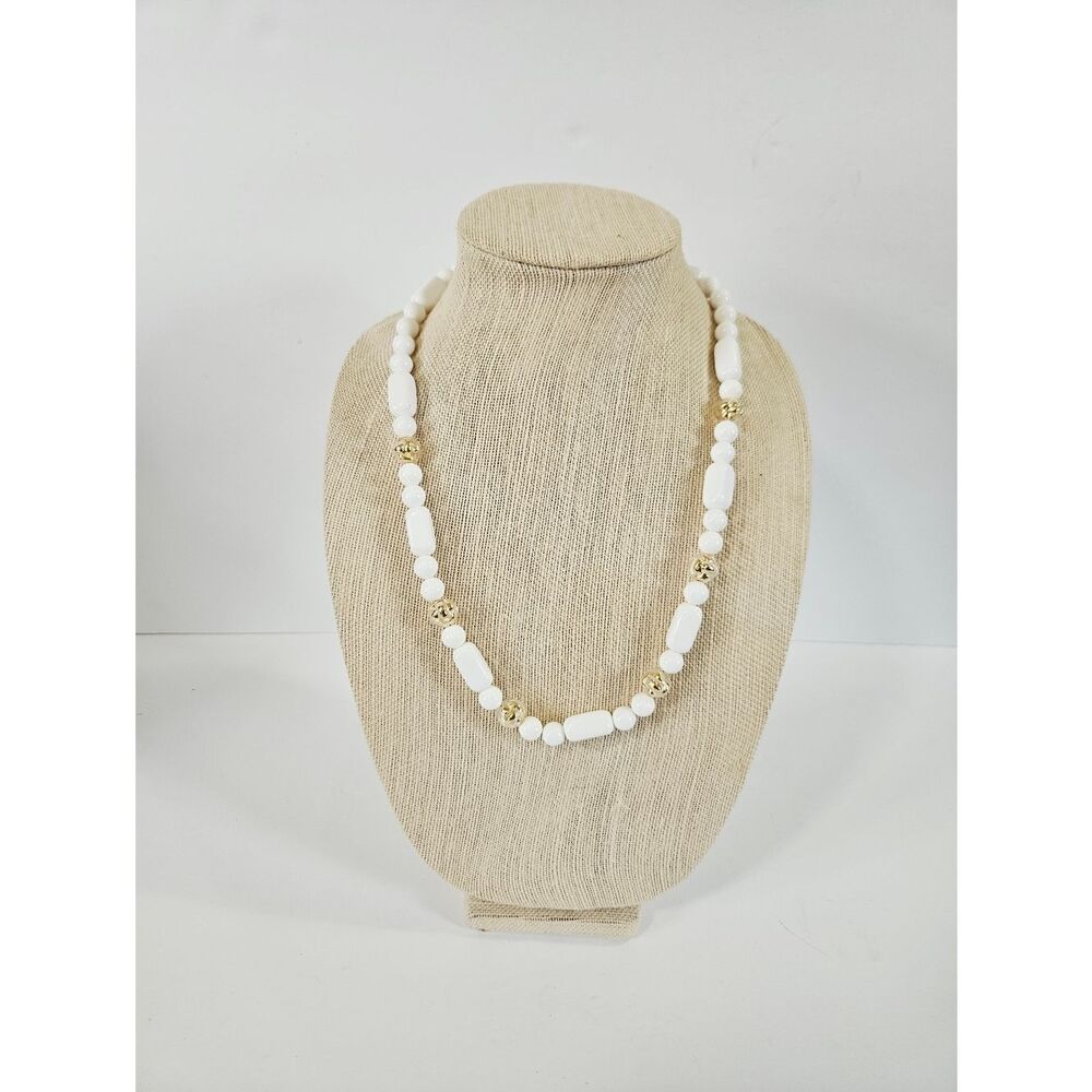 Vintage Trifari '80s Retro White Acrylic Beaded Gold Resin Knot Accent Necklace